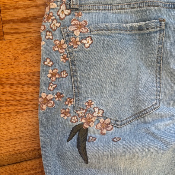 Tinsel Embroidered Women's Boyfriend Jeans Floral Oversized 29 Distressed - Picture 4 of 9